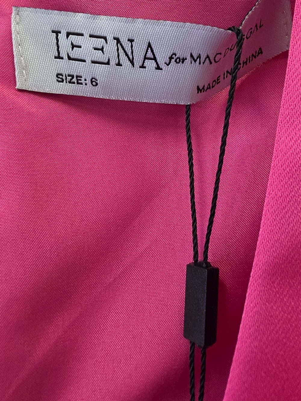 Mac Duggal NWT Fuchsia Pink Plunge Neck Long Sleeve Satin Jumpsuit Size 6 #A2647 - Picture 6 of 10